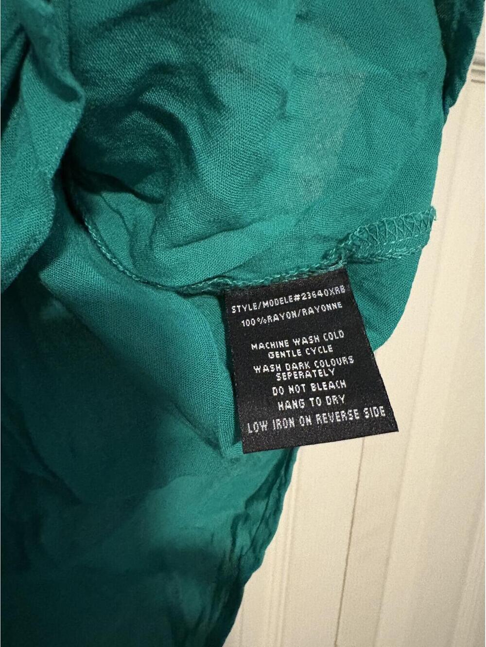 Vintage Green Rayon Button Down Blouse - Picture 4 of 5